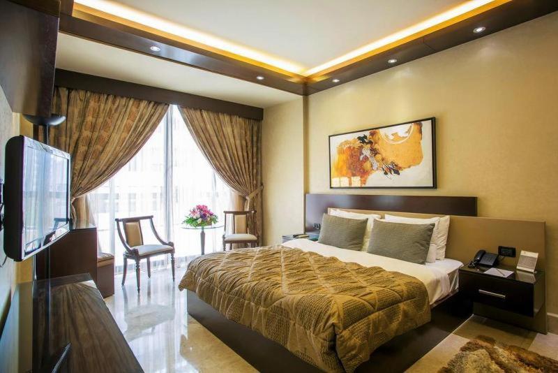 Imperial Suites Hotel Bejrút Szoba fotó