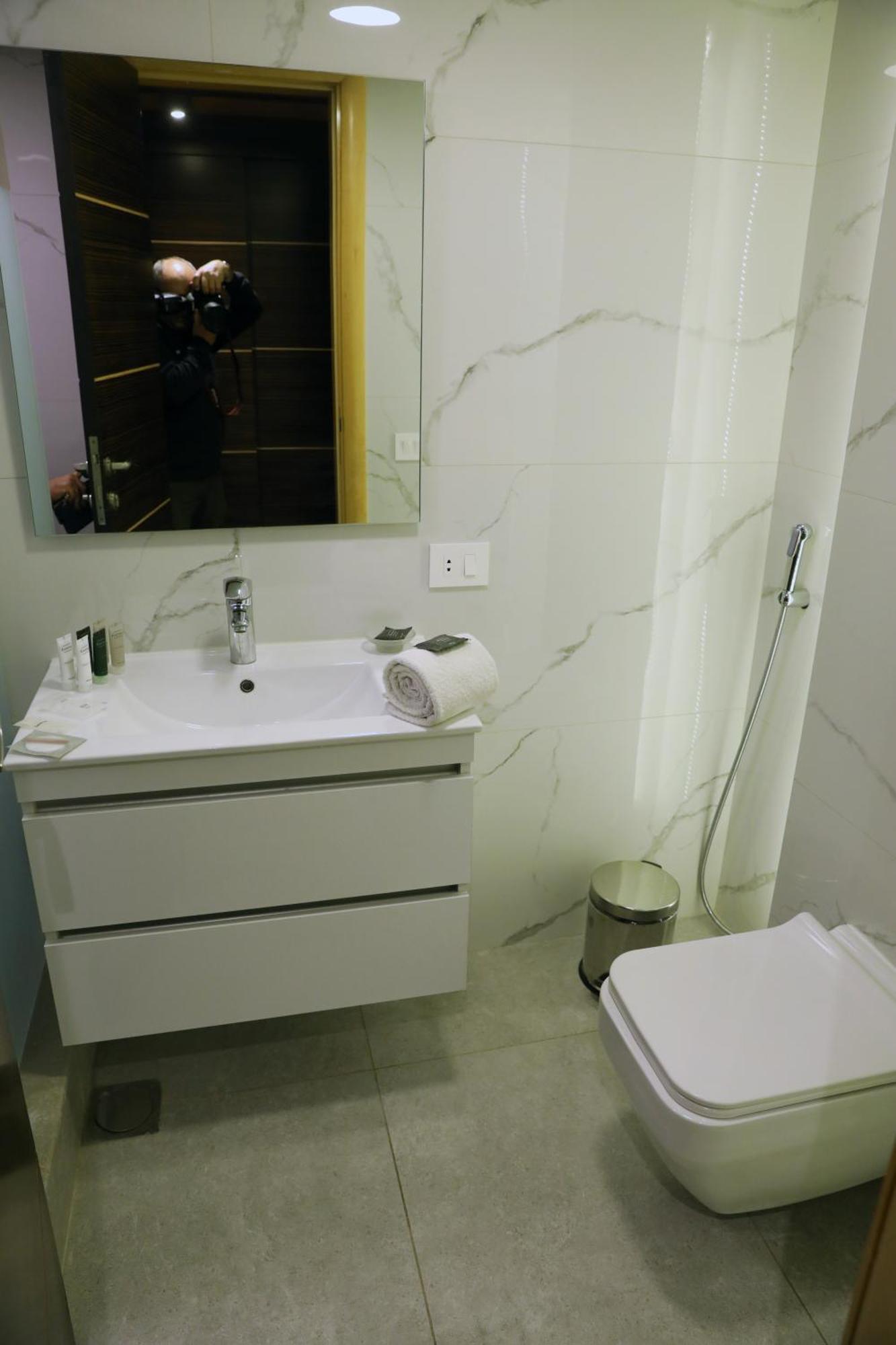 Imperial Suites Hotel Bejrút Kültér fotó