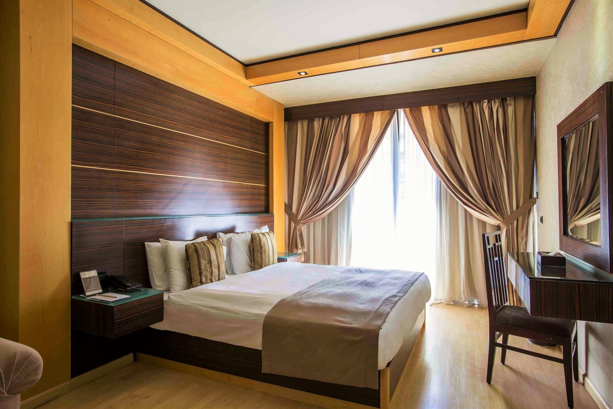 Imperial Suites Hotel Bejrút Kültér fotó